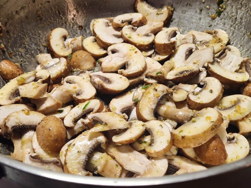 JAHZKITCHEN Cooking Mushrooms in Garlic Butter