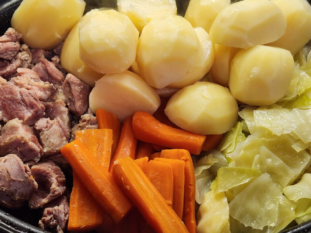 JAHZKITCHEN Corned Pork Boiled Dinner