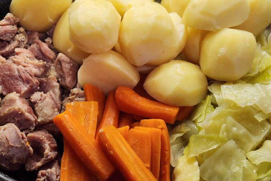 JAHZKITCHEN Corned Pork Boiled Dinner