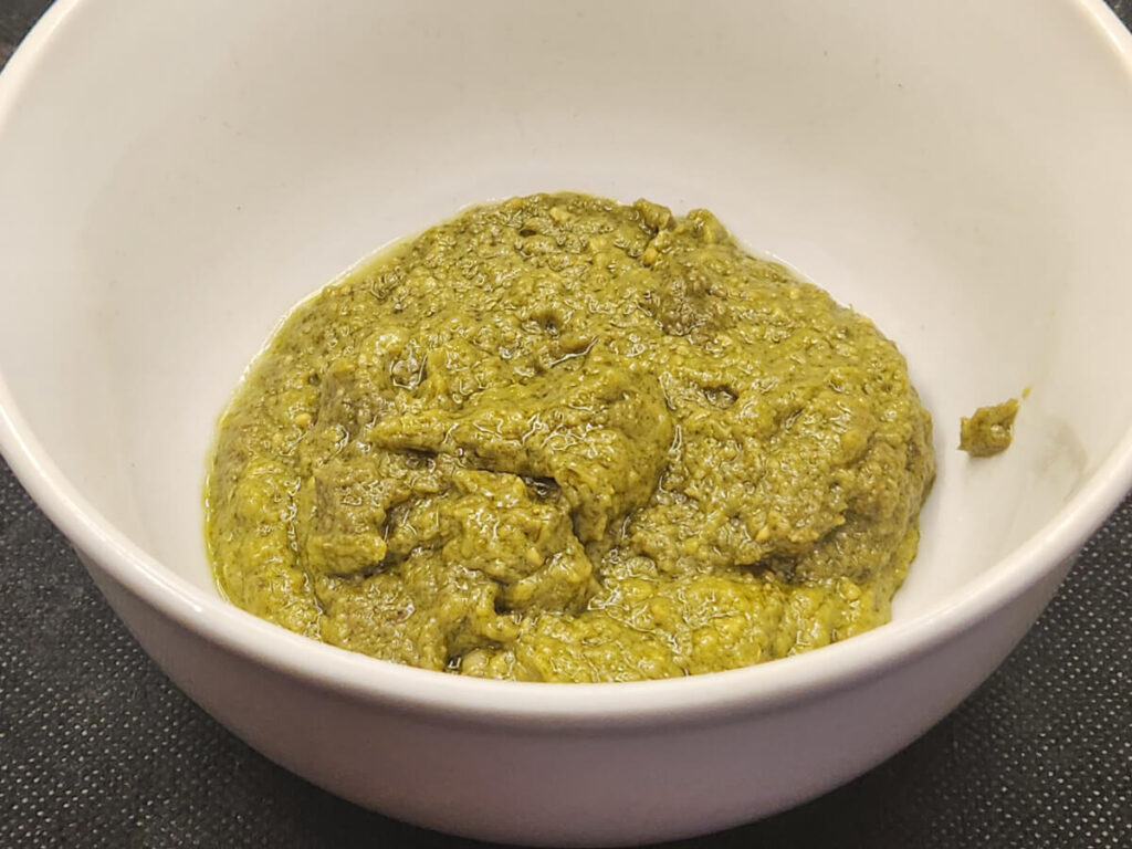 JAHZKITCHEN Half a Cup of Pesto