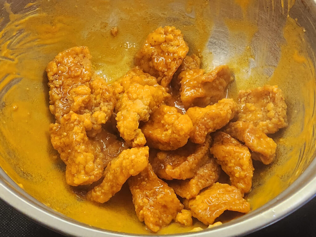 JAHZKITCHEN Saucing Buffalo Boneless Pork Wings