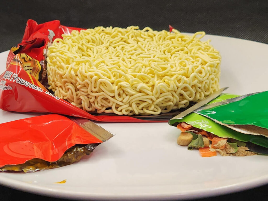 JAHZKITCHEN Kang Shi Fu Beef Ramen Contents