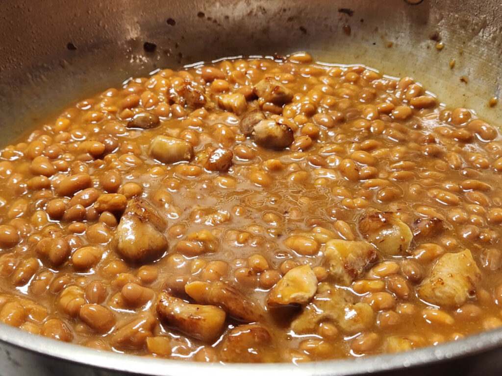 JAHZKITCHEN Molasses Beans with Pork Fat