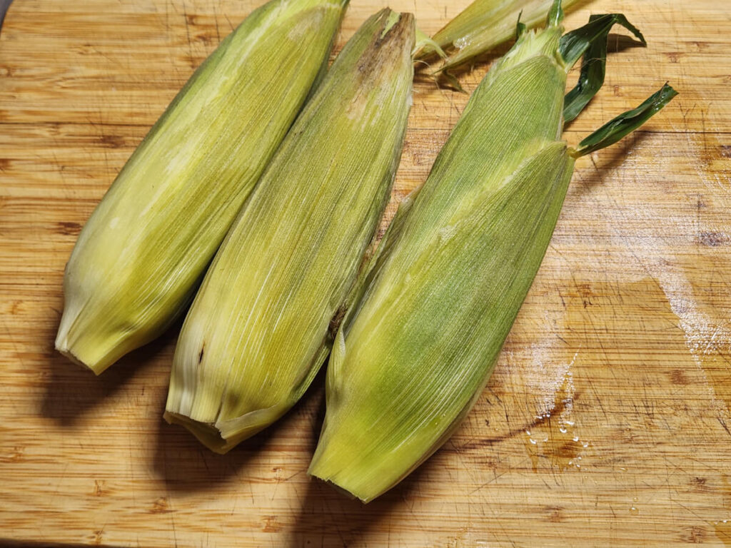 JAHZKITCHEN Resting Steamed Corn