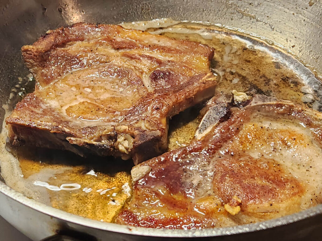 Searing Salt & Pepper Pork Chops Bone in