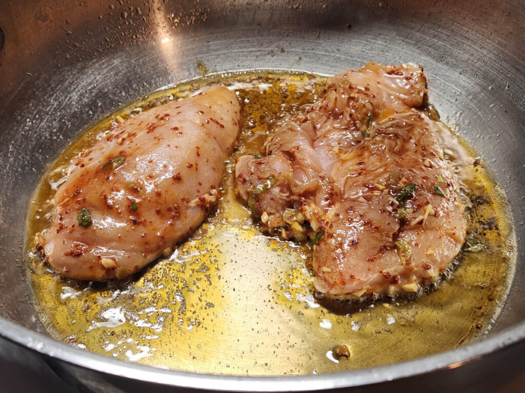 JAHZKITCHEN Searing First Side of Korean Gochu Chicken Fillets