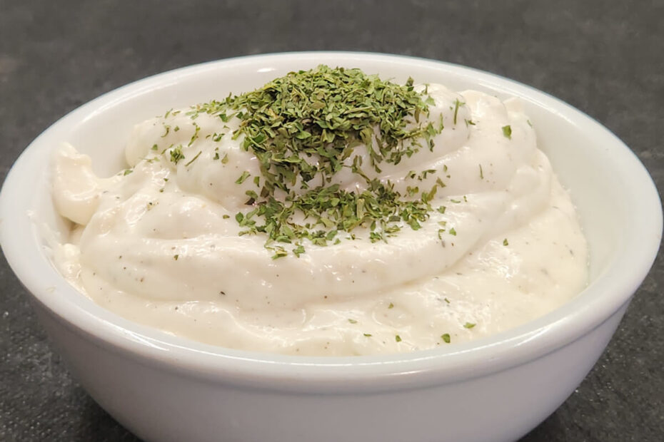 JAHZKITCHEN Halifax White Shawarma Sauce