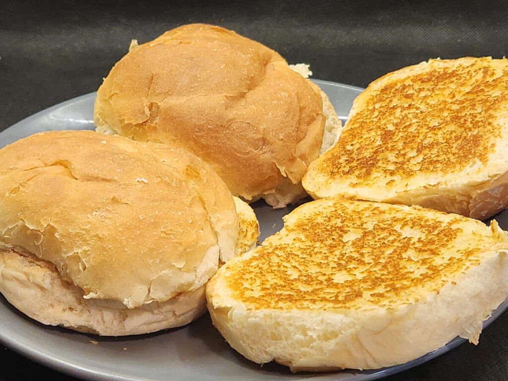 JAHZKITCHEN Toasted Kaiser Buns