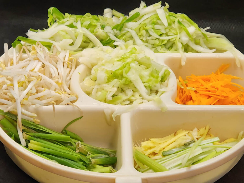 JAHZKITCHEN Eggroll Stirfry Mise en place